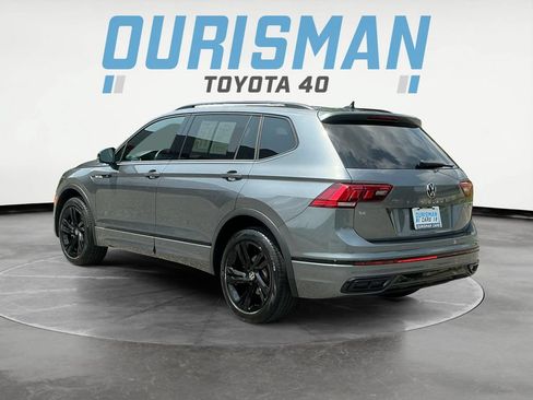 Used 2024 Volkswagen Tiguan SE R-Line AWD/4WD image 5