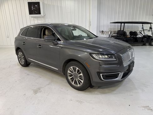 Used 2020 Lincoln Nautilus FWD w/ Equipment Group 101A image 7