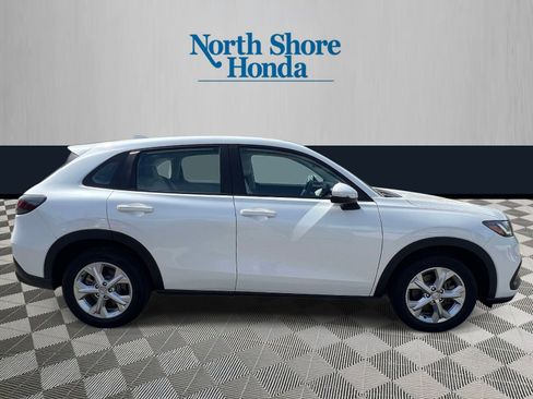 Certified 2023 Honda HR-V LX image 3