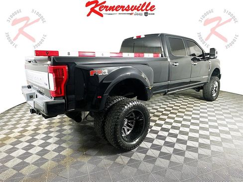 Used 2019 Ford F350 Platinum w/ Platinum Ultimate Package image 7