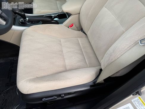 Used 2015 Honda Accord EX image 13