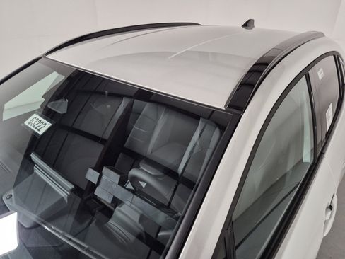 New 2026 Toyota C-HR AWD/4WD image 9