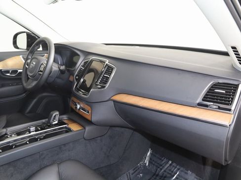 Used 2023 Volvo XC90 T8 Plus image 63