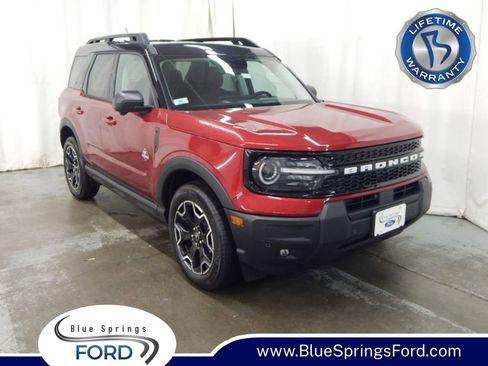 New 2025 Ford Bronco Sport Outer Banks w/ Outer Banks Tech Package+ AWD/4WD image 1
