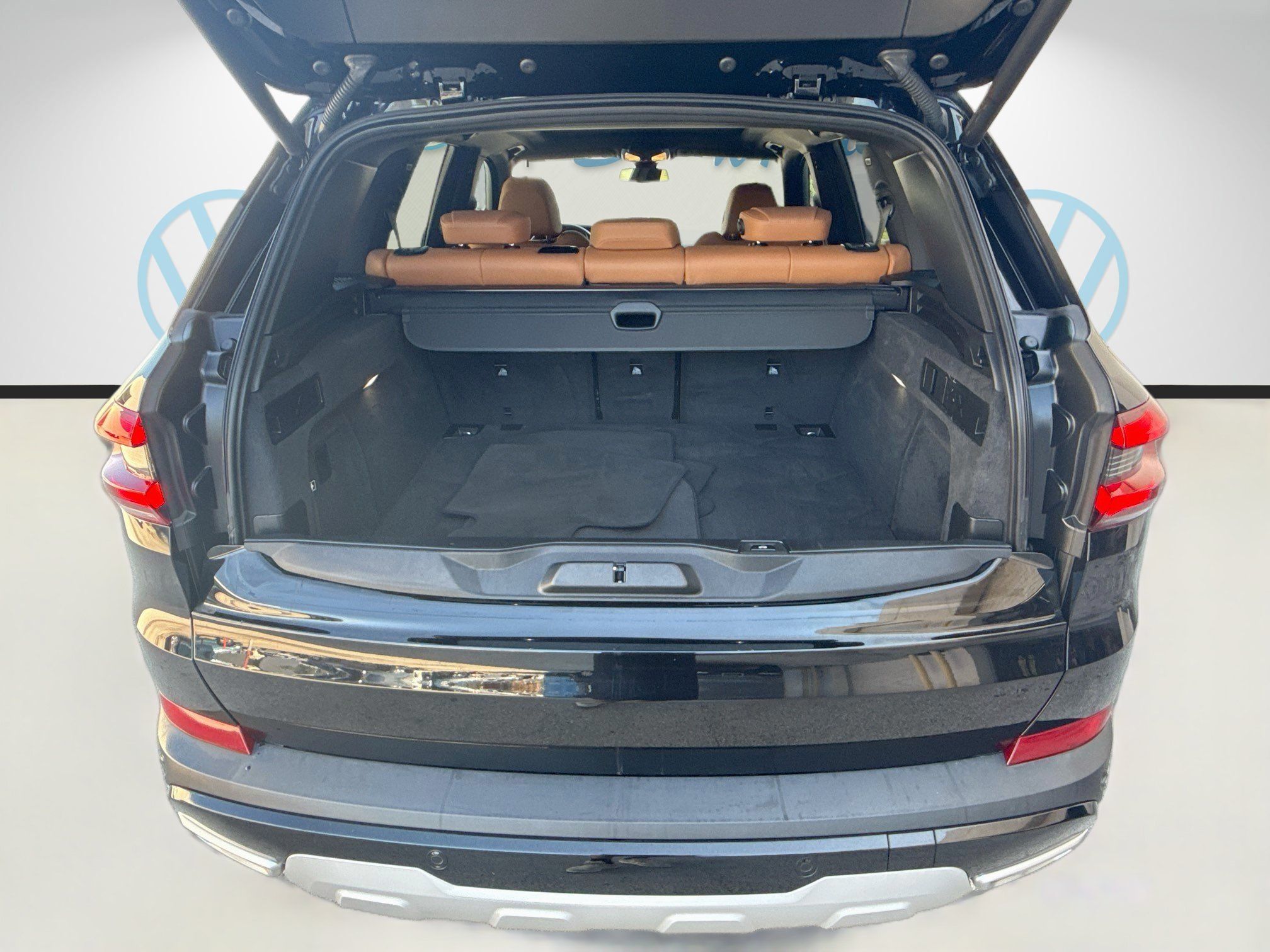 Used 2023 BMW X5 xDrive40i w/ Parking Assistance Package AWD/4WD image 26