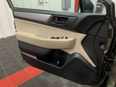 Used 2018 Subaru Outback 2.5i image 28
