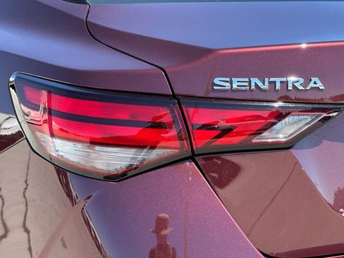 Used 2025 Nissan Sentra SV FWD image 28