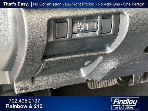 New 2025 Subaru Crosstrek 2.5i Limited w/ Crosstrek Mirror Package image 34