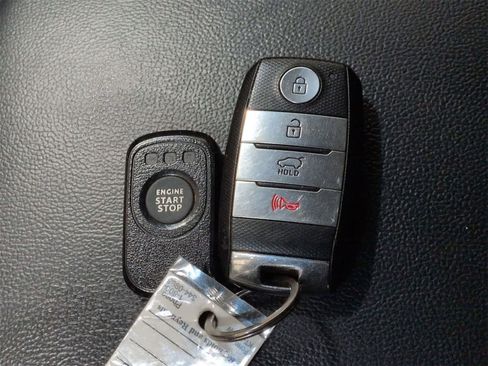 Used 2019 Kia Sorento EX image 35