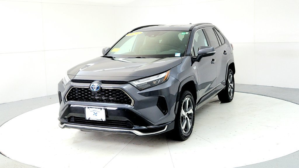 Certified 2023 Toyota RAV4 SE AWD/4WD image 2