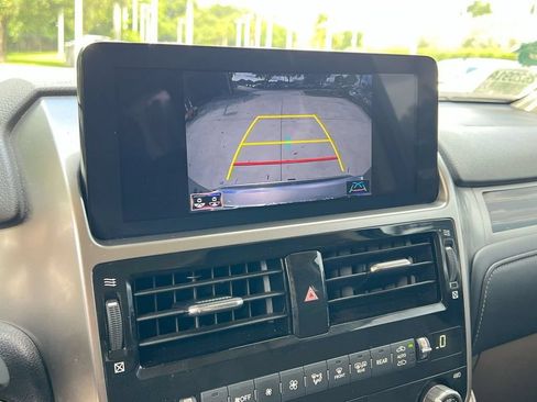 Certified 2023 Lexus GX 460 Premium w/ Accessory Package AWD/4WD image 16