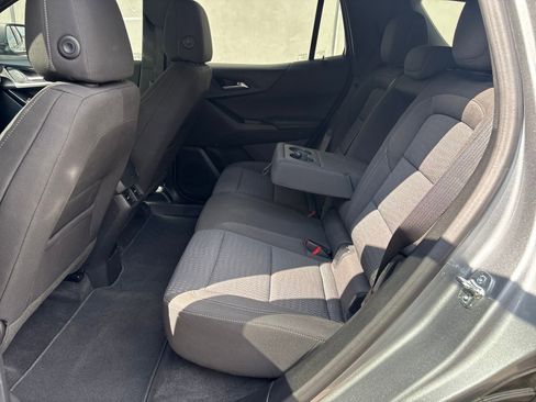 Used 2025 Chevrolet Equinox LT image 29