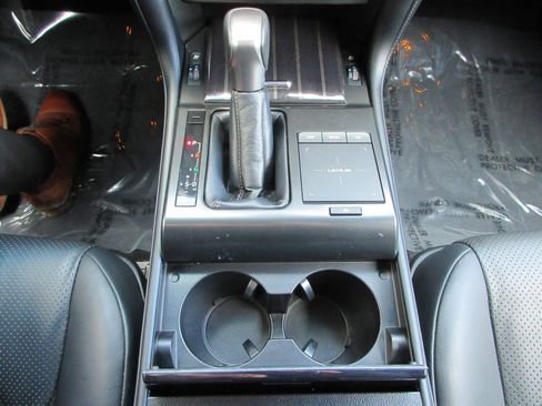 Used 2023 Lexus GX 460 Luxury w/ Sport Design Package AWD/4WD image 52
