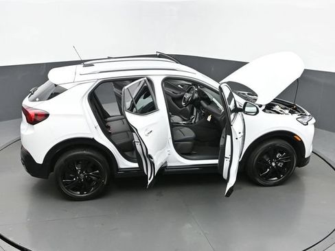 Used 2025 Buick Encore GX Sport Touring FWD image 65