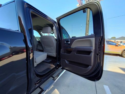 Used 2016 Chevrolet Silverado 1500 LT w/ Texas Edition image 38