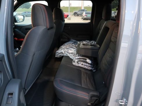 New 2026 Nissan Frontier PRO-4X w/ Pro-4x Convenience Package image 10