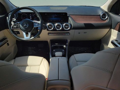 Certified 2023 Mercedes-Benz GLA 250 image 12