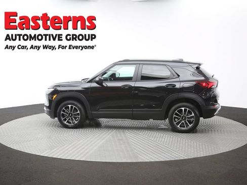 Used 2026 Chevrolet TrailBlazer LT w/ LT Cold Weather Package AWD/4WD image 60