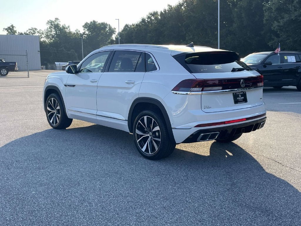 New 2026 Volkswagen Atlas Cross Sport SEL Premium R-Line AWD/4WD image 4