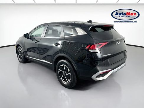Used 2023 Kia Sportage LX AWD/4WD image 5