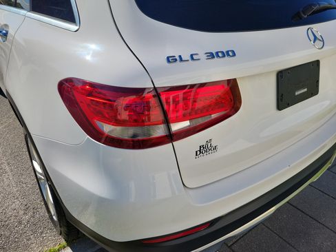 Used 2018 Mercedes-Benz GLC 300 4MATIC image 15