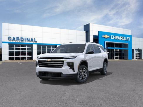 New 2026 Chevrolet Traverse LT w/ Driver Confidence Package image 8