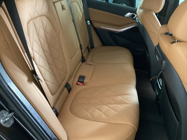 Used 2023 BMW X5 xDrive40i w/ Premium Package AWD/4WD image 20