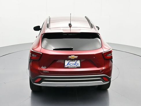 Certified 2025 Chevrolet Trax LT w/ LT Convenience Package image 33