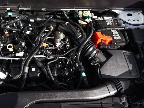 Used 2023 Ford Maverick XLT w/ Equipment Group 300A Standard image 12