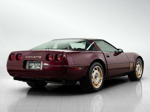 Used 1993 Chevrolet Corvette Coupe RWD image 5