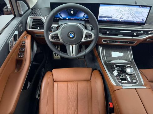 Used 2026 BMW X7 M60i image 27