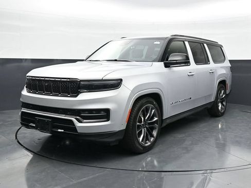 Used 2024 Jeep Grand Wagoneer L Series III w/ Quick Order Packagew 28T AWD/4WD image 5
