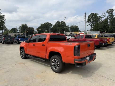 Used 2021 Chevrolet Colorado Z71 RWD image 3