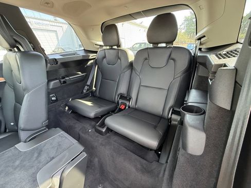 Used 2023 Volvo XC90 B6 Plus w/ Protection Package Premier AWD/4WD image 26