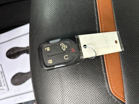 Used 2021 GMC Sierra 1500 AT4 image 36