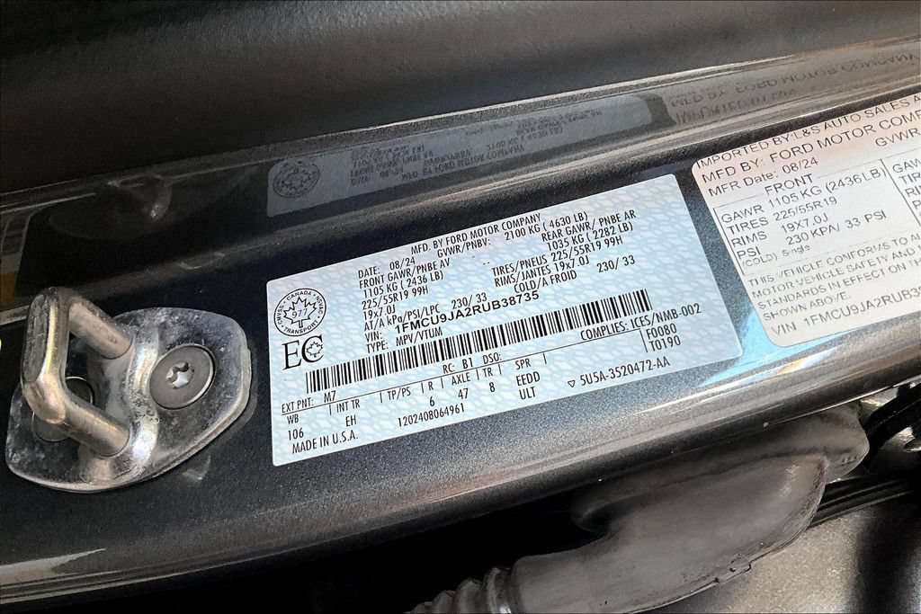 Used 2024 Ford Escape Platinum AWD/4WD image 18