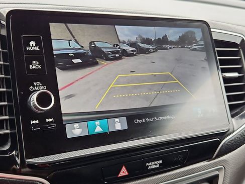 Used 2025 Honda Ridgeline RTL image 17