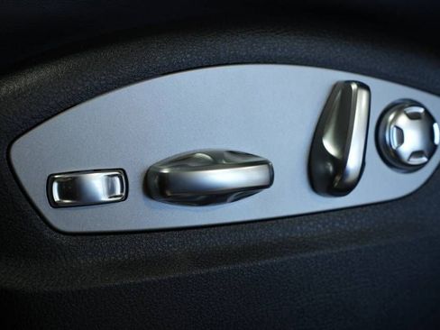 New 2026 Porsche Macan S image 35