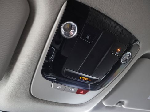 Used 2022 Kia Seltos S AWD/4WD image 49