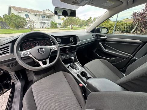 Used 2019 Volkswagen Jetta R-Line image 7