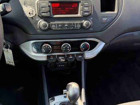 Used 2013 Kia Rio LX w/ PWR Pkg FWD image 5