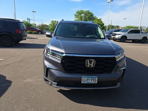 Used 2024 Honda Pilot Elite image 2