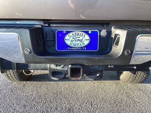 Used 2023 Ford F250 Lariat w/ Chrome Package image 14