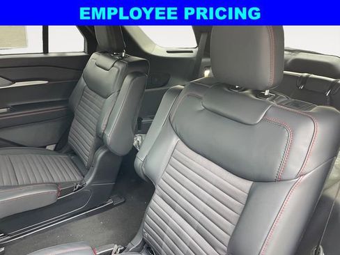 New 2026 Ford Explorer ST-Line AWD/4WD image 13