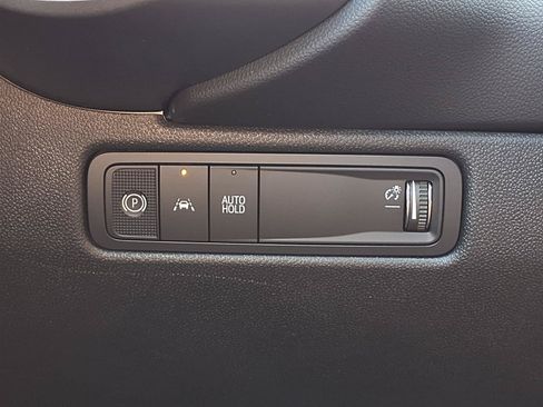 Used 2025 Chevrolet Equinox EV LT FWD image 15
