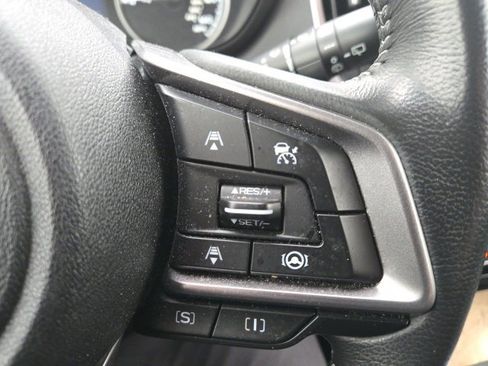 Used 2023 Subaru Forester Premium image 4