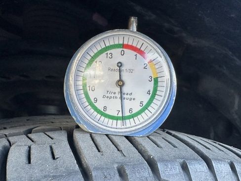 Used 2015 Nissan Altima 2.5 SV image 34