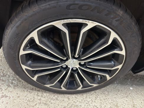 Used 2015 Toyota Corolla S FWD image 33