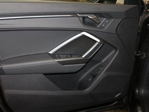 Used 2022 Audi Q3 2.0T Premium Plus image 26