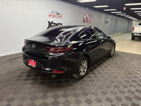 Used 2021 MAZDA MAZDA3 s FWD image 13